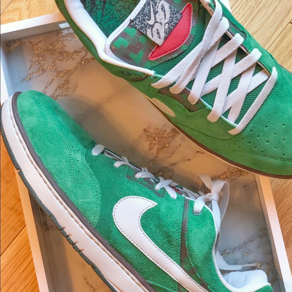 SOLD | Green/white Suede Air Zoom Cush RARE | Nike - Picture 3 of 8